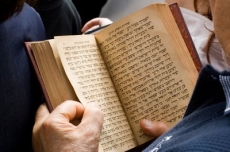 Studiul, cea mai importanta parte a vietii spirituale evreiesti